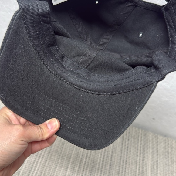 Kentucky Derby 146 Black Cap with Embellished Design one size adjustable - Picture 6 of 6